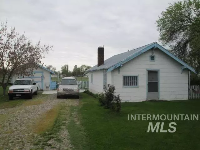 236 14th Ave N, Payette, ID 83661