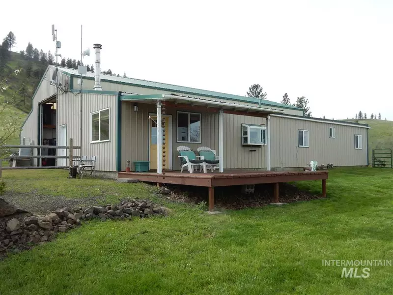 1005 Winona Grade, Kooskia, ID 83539