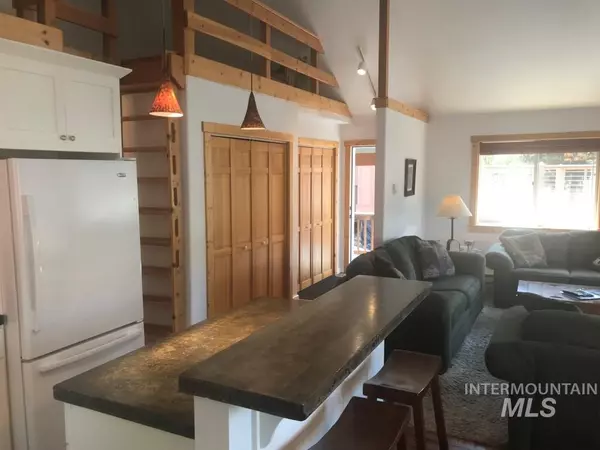 Mccall, ID 83638,1081 Club Road