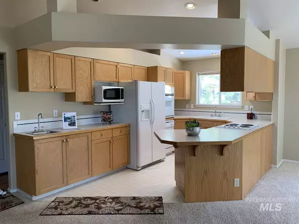 Mccall, ID 83638,328 Woodland Drive