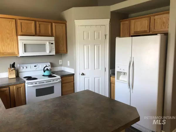 Caldwell, ID 83607,5222 Barkley Way