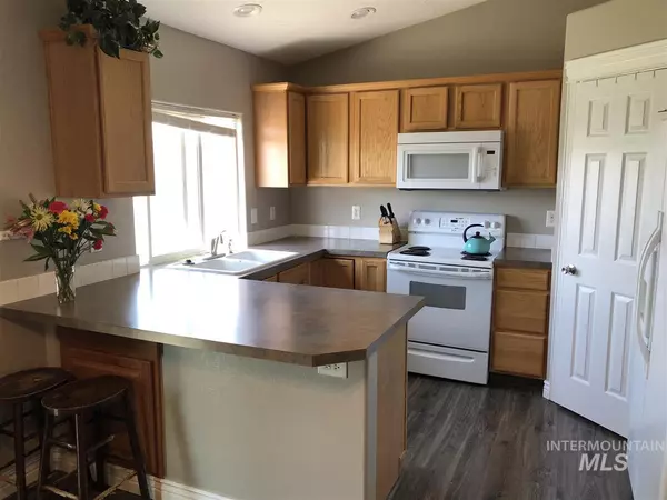 Caldwell, ID 83607,5222 Barkley Way