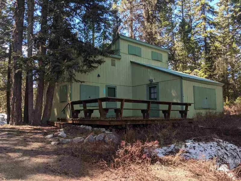 2113 Payette Dr, Mccall, ID 83638