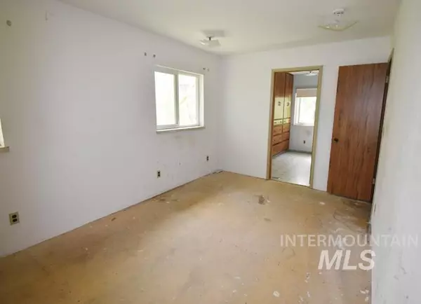 Clarkston, WA 99403,1325 Perry Lane