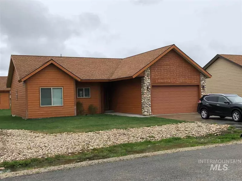 38 Timberline Dr, Donnelly, ID 83615