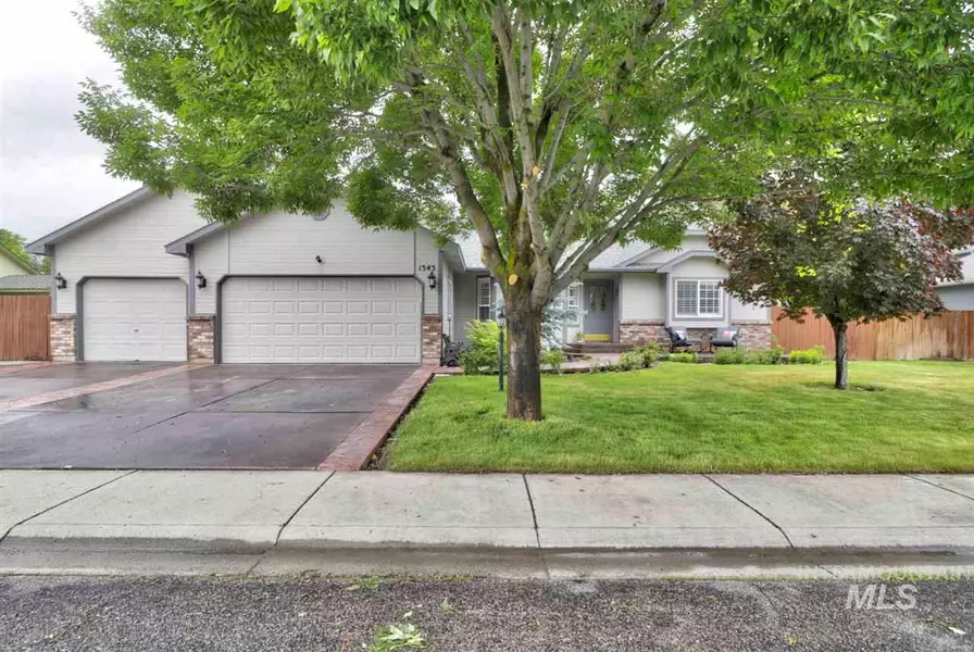 1545 E Bishop, Eagle, AZ 86316
