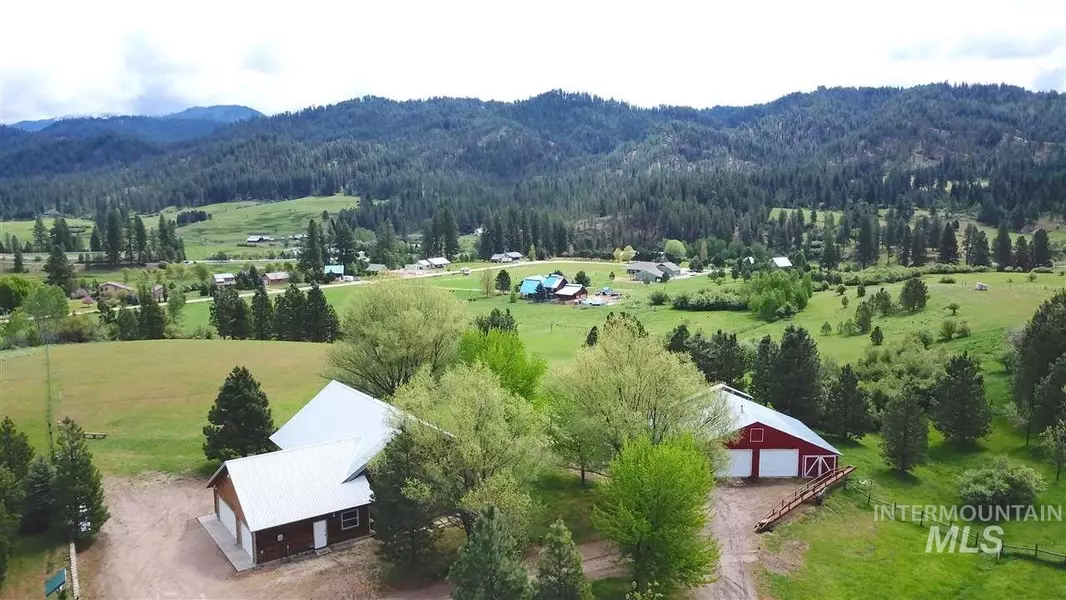 20 E Beck Rd., Garden Valley, ID 83622