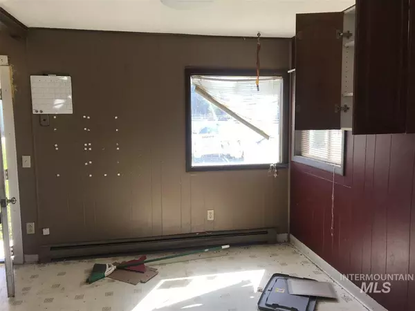 Payette, ID 83661-000,831 N 9th Street