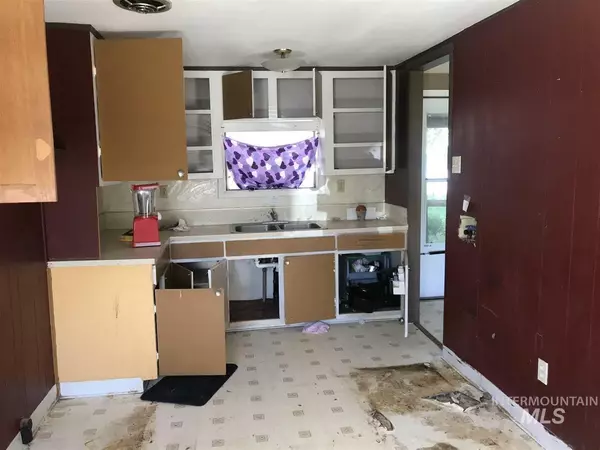 Payette, ID 83661-000,831 N 9th Street