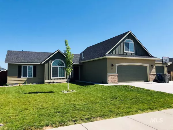 690 SW Miner, Mountain Home, ID 83647