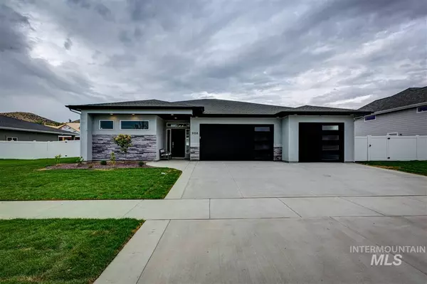 9358 W Sparks Lake Dr, Boise, ID 83714