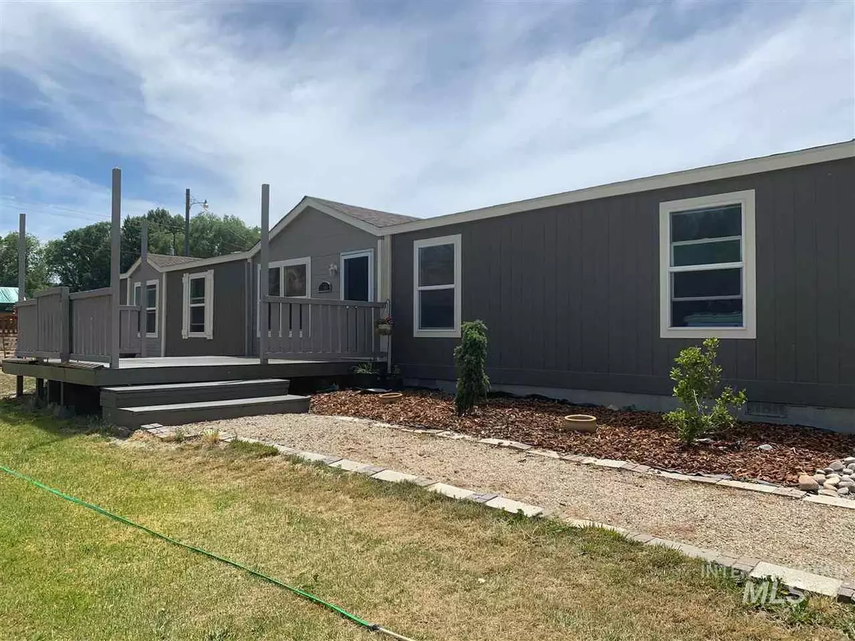 King Hill, ID 83633,2451 E Little Basin Rd