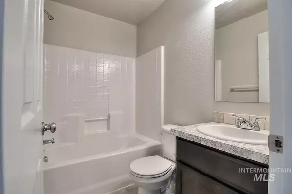 Meridian, ID 83642,1515 E Pantanella Dr.