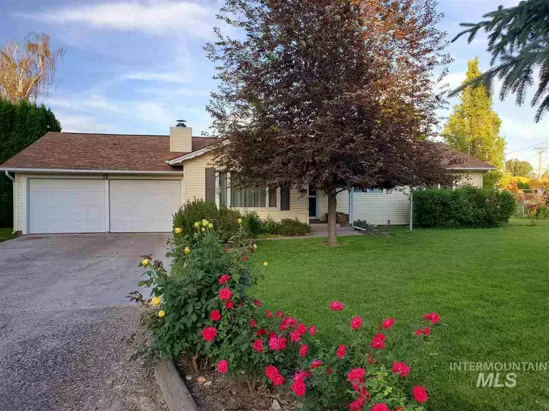 451 Rosewood Drive East, Twin Falls, ID 83301