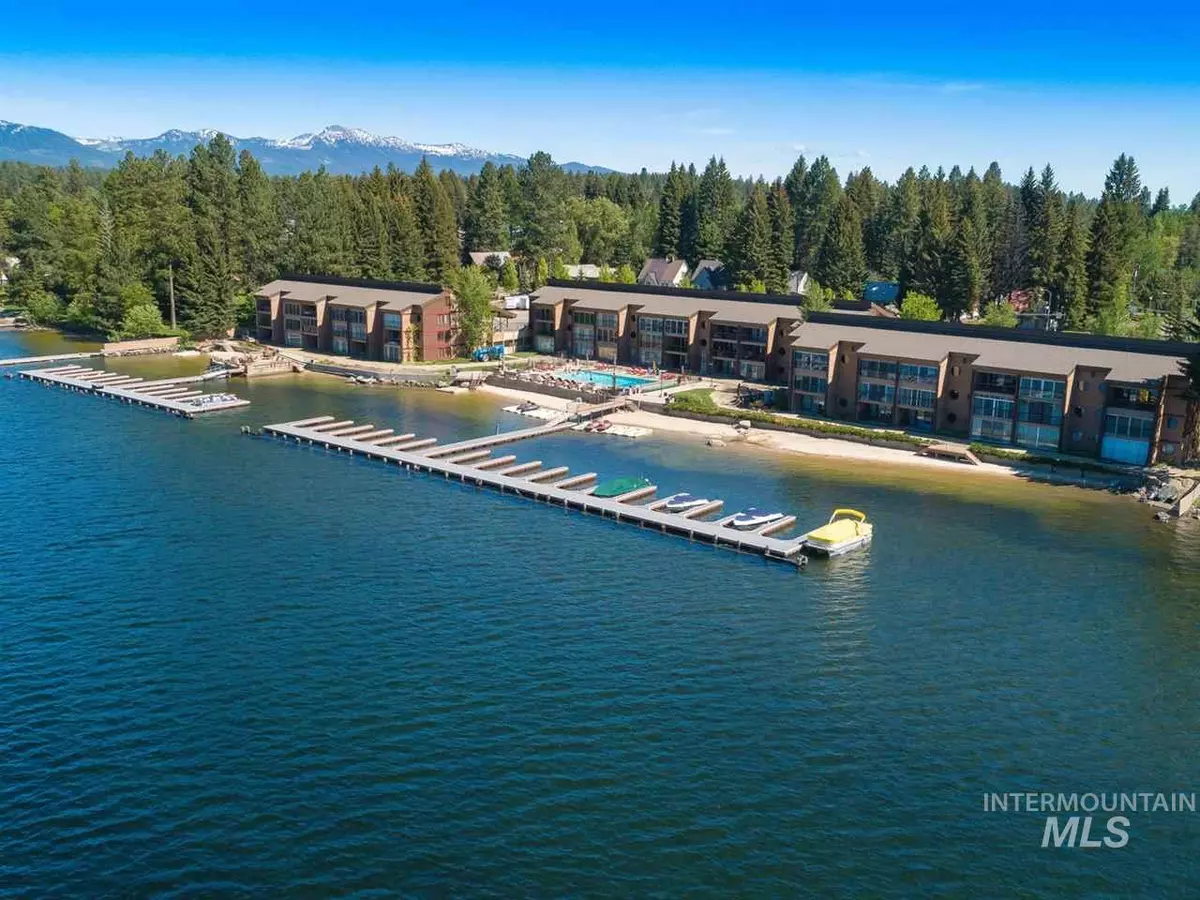 Mccall, ID 83638,101 E Lake St C18