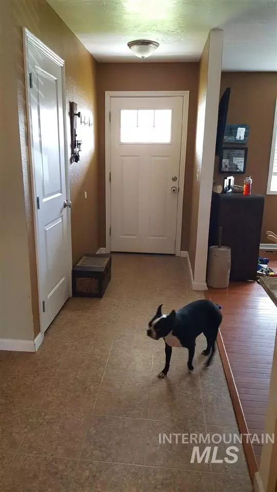 Fruitland, ID 83619,828 NW 2nd St.