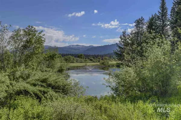 Mccall, ID 83638,1020 Cedar Lane