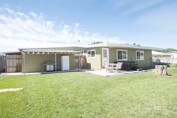 Fruitland, ID 83619,810 NW 2nd St