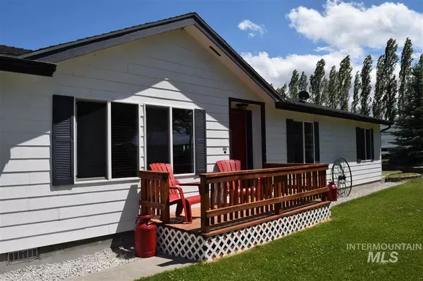 54 & 56 Purdy Road, Grangeville, ID 83530