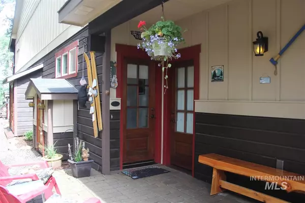 Mccall, ID 83638,1412 Dawson Ave