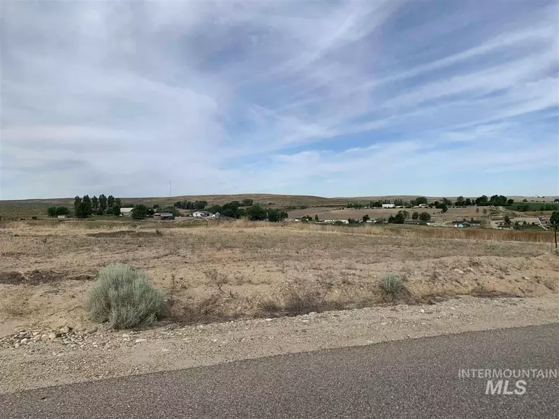 3897 Vista Ridge Ln, New Plymouth, ID 83655