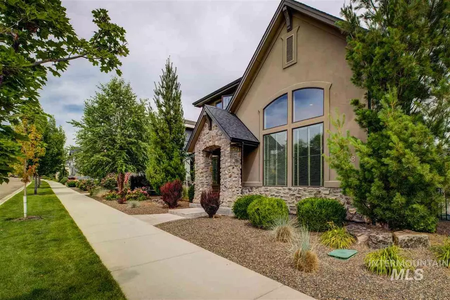 2858 S Trailwood Way, Boise, ID 83716-0000