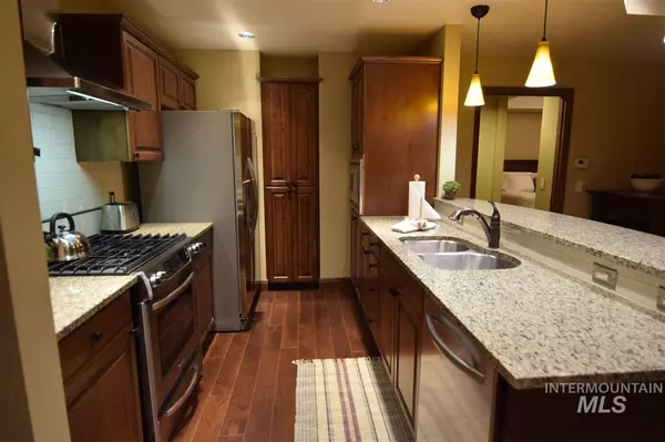 Mccall, ID 83638,616 N 3rd Street