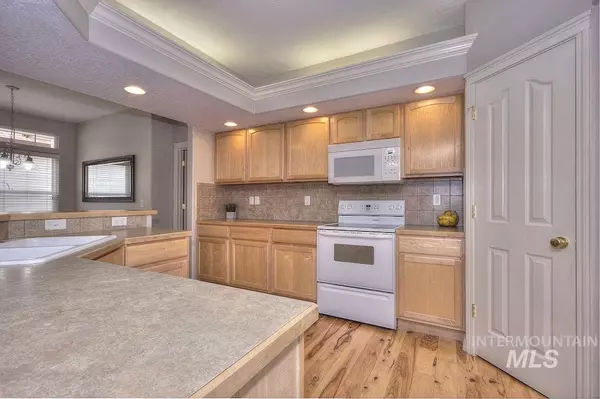 Garden City, ID 83714,8211 W Drake Ln.