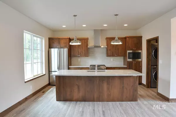 Mccall, ID 83638,309 Silverpine Drive