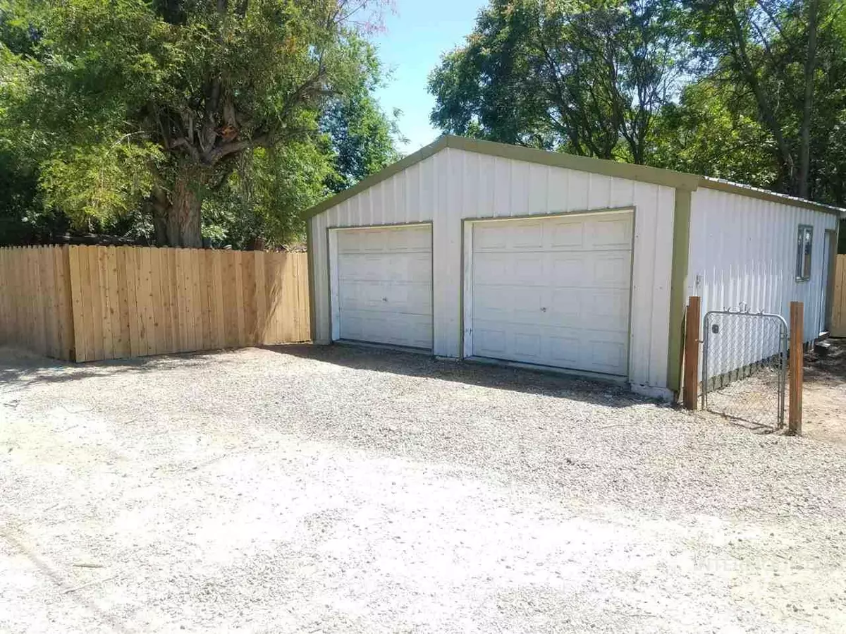 Middleton, ID 83644-5589,13 S Hawthorne