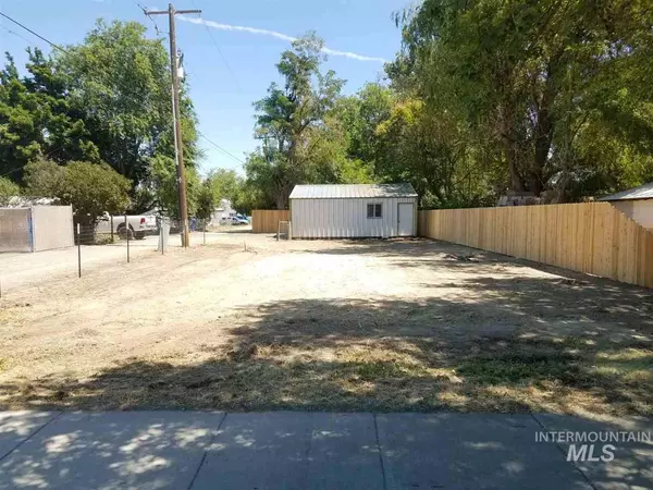 Middleton, ID 83644-5589,13 S Hawthorne