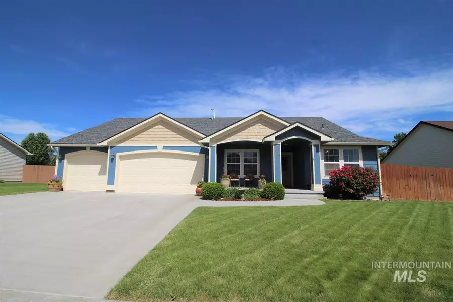 2524 NE Trinity Ave, Mountain Home, ID 83647