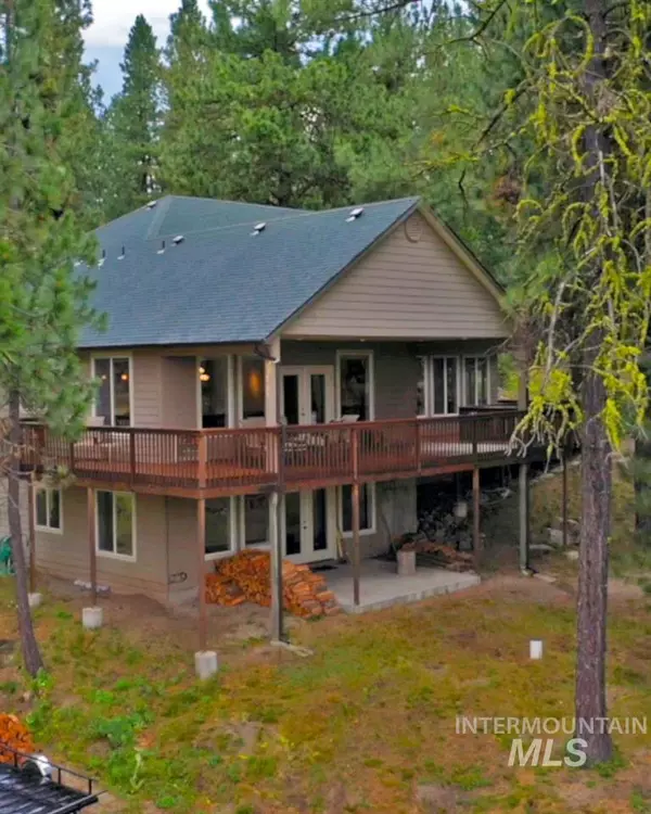 Cascade, ID 83611,110 Wilderness Ranch Lane