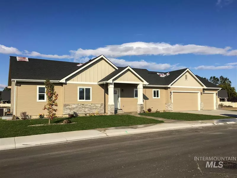 607 Poppy Street, Fruitland, ID 83619