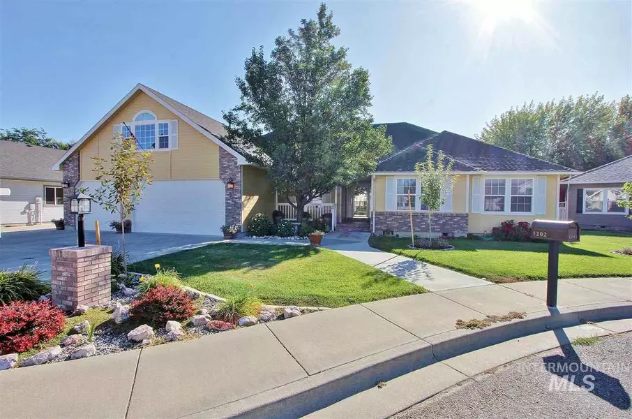 1202 Tara Court, Fruitland, ID 83619