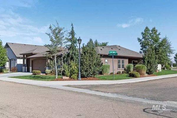 Star, ID 83669-5848,491 S Jakes Landing Way