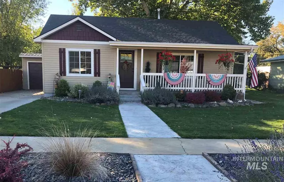 209 W Park Ave, New Plymouth, ID 83655