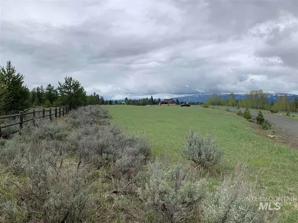 Mccall, ID 83638,13767 Raptor Loop