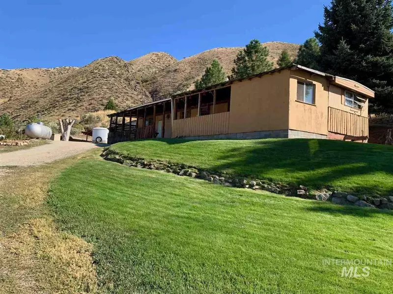 311 Old Emmett Rd, Horseshoe Bend, ID 83629