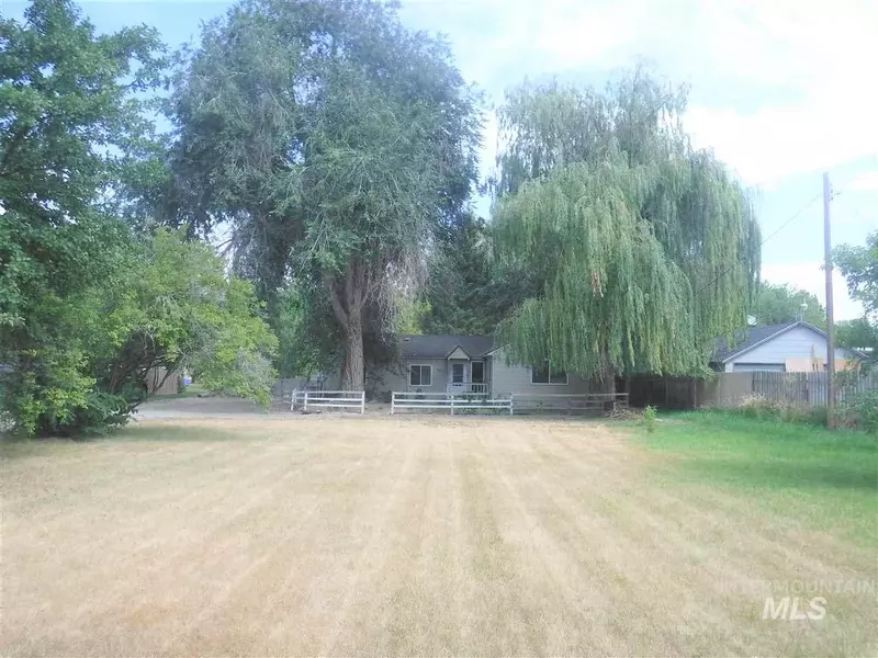 410 Filer Ave. W, Twin Falls, ID 83301