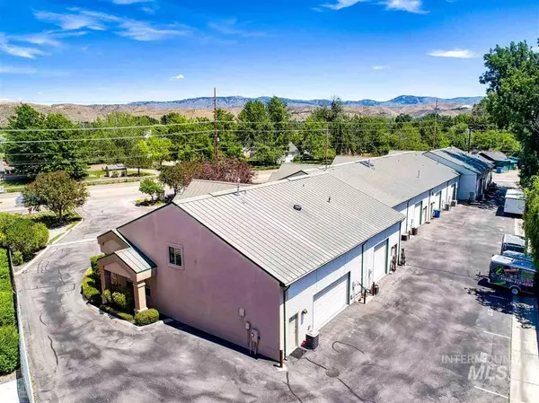 Garden City, ID 83714-1733,9167 West State Street