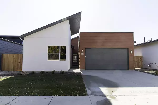 5973 W Lucky Lane, Boise, ID 83703