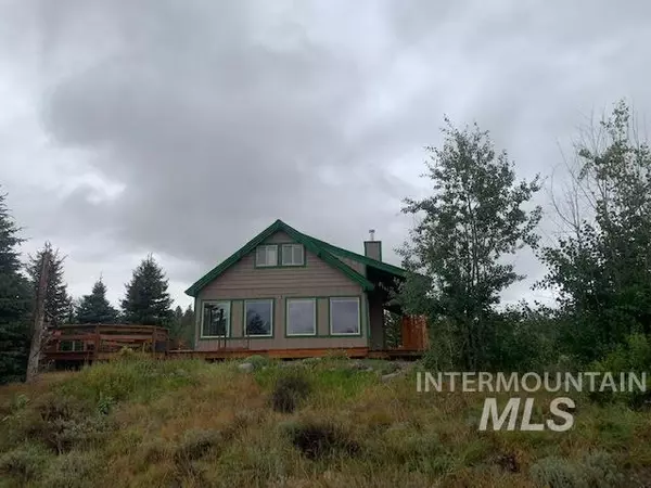 210 Smiley Creek Rd, Sawtooth City, ID 83340