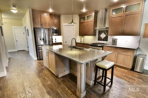 Garden City, ID 83714,438 E Water Pocket