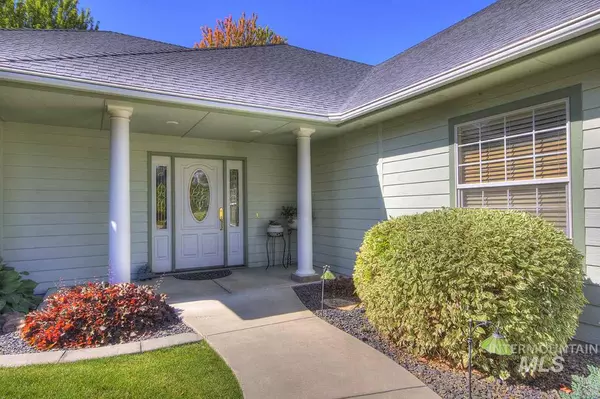 Boise, ID 83709,2881 S Mayflower Way