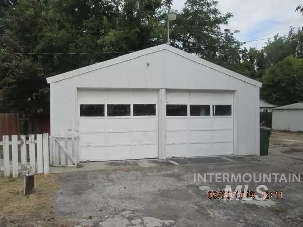 Payette, ID 83661,405 5th. Ave North