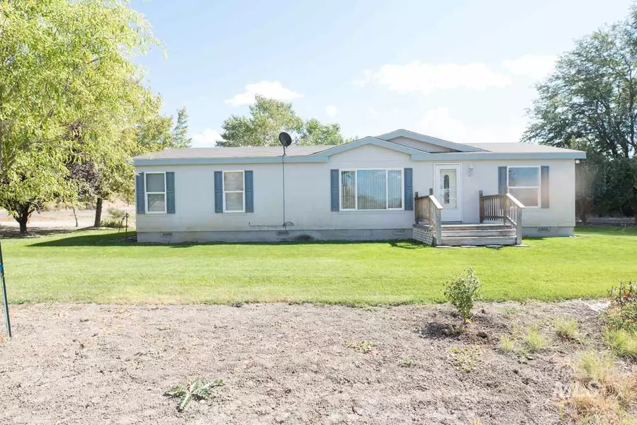 305 Hill Rd, Weiser, ID 83672