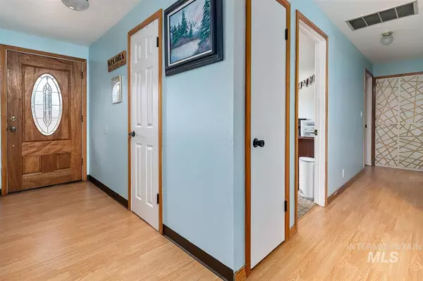 Boise, ID 83709,8085 W Mcmullen St
