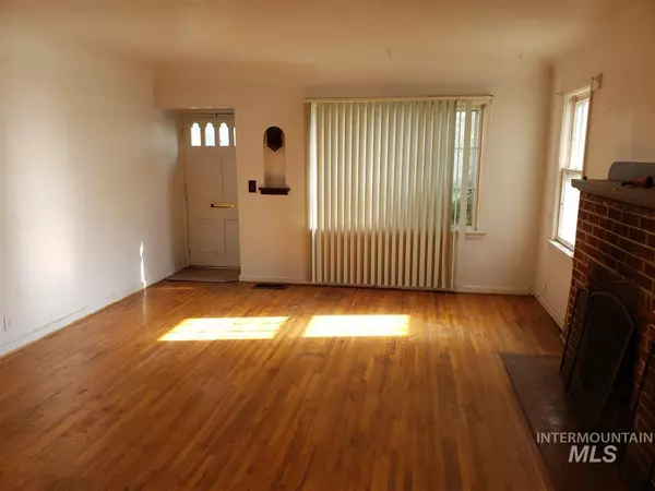 Buhl, ID 83316,629 N 11th Ave