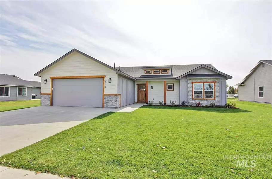 310 NE 8th St, Fruitland, ID 83619